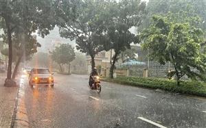 Cảnh báo mưa dông kèm lốc sét, mưa đá  ở vùng núi và trung du Bắc Bộ