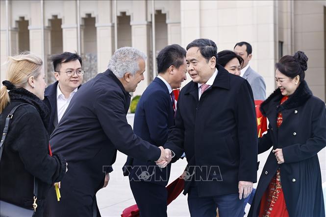 Lễ tiễn Chủ tịch Quốc hội Trần Thanh Mẫn và Phu nhân tại Sân bay Istanbul, TP. Istanbul, Thổ Nhĩ Kỳ. Ảnh: Doãn Tấn – TTXVN