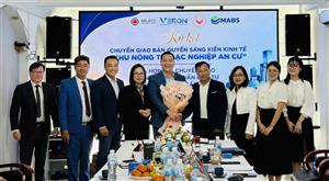 Ký kết Hợp đồng chuyển giao Bản quyền quốc tế Sáng kiến kinh tế 'Khu Nông thị Lạc Nghiệp An Cư'