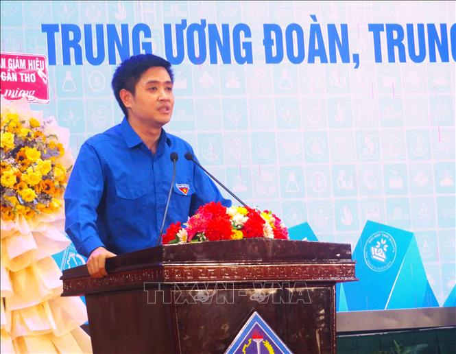 Đồng chí Lâm Tùng, Phó Chủ tịch Trung ương Hội Sinh viên Việt Nam phát biểu chỉ đạo tại hội nghị. Ảnh: Ánh Tuyết - TTXVN