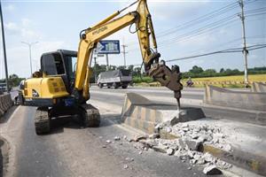 Khắc phục tình trạng ùn tắc giao thông khi phá dỡ trạm thu phí trên Quốc lộ 51