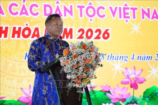 Ông Lê Văn Hoa, Phó Giám đốc Sở Văn hóa, Thể thao và Du lịch tỉnh Khánh Hòa phát biểu tại chương trình. Ảnh: Nguyễn Thành – TTXVN