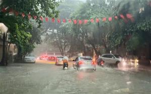 Cục bộ mưa lớn trong đêm, cảnh báo nguy cơ lũ quét, sạt lở đất ở Bắc Bộ và Thanh Hóa