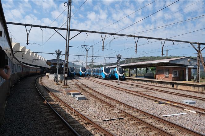 Hiện tại Nam Phi vẫn còn khoảng 4-5 tuyến tàu với khoảng 20 đầu tàu hơi nước đang hoạt động thường xuyên phục vụ du khách, cùng một số chuyến đặc biệt, được chạy trên cùng hệ thống đường ray với các tàu hiện đại. Ảnh: Hồng Minh - PV TTXVN tại Nam Phi