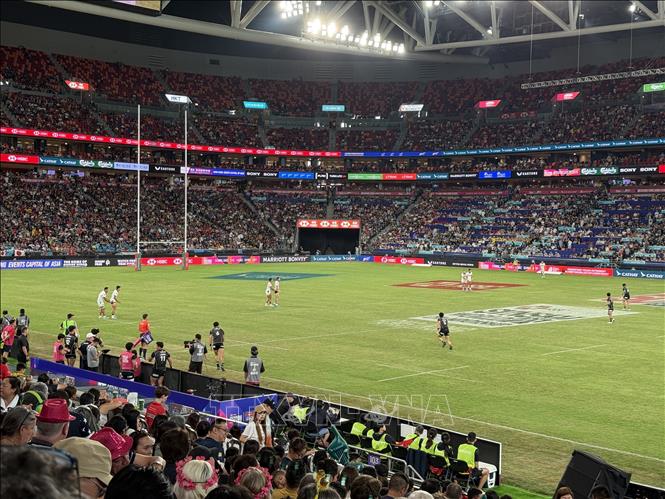 Giải bóng bầu dục 7 người Hong Kong (Hong Kong Rugby Sevens) thường niên đang diễn ra tại Sân vận động Kai Tak, Hong Kong (Trung Quốc) từ ngày 17-19/4/2026. Ảnh: Mạc Luyện - PV TTXVN tại Hong Kong