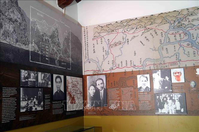 Góc trưng bày về quê hương, dòng họ tại Khu lưu niệm Tổng Bí thư Hà Huy Tập. Ảnh: Hữu Quyết - TTXVN 