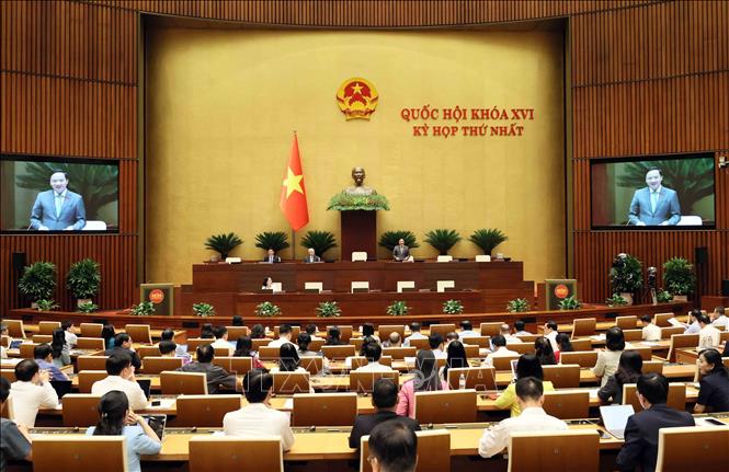 Phó Chủ tịch Quốc hội Nguyễn Khắc Định điều hành phiên họp. Ảnh: An Đăng - TTXVN