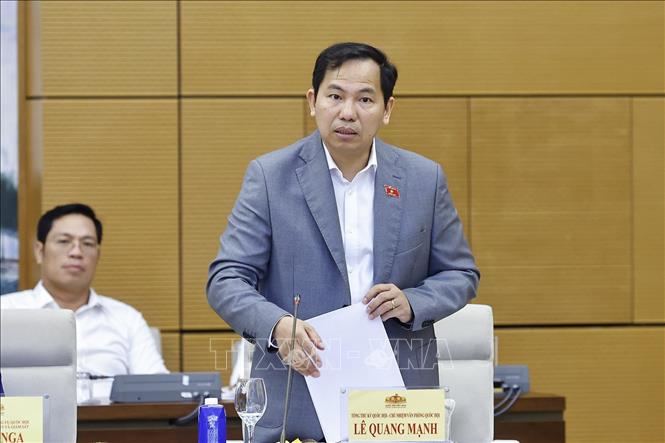 Tổng thư ký Quốc hội, Chủ nhiệm Văn phòng Quốc hội Lê Quang Mạnh phát biểu. Ảnh: Doãn Tấn - TTXVN