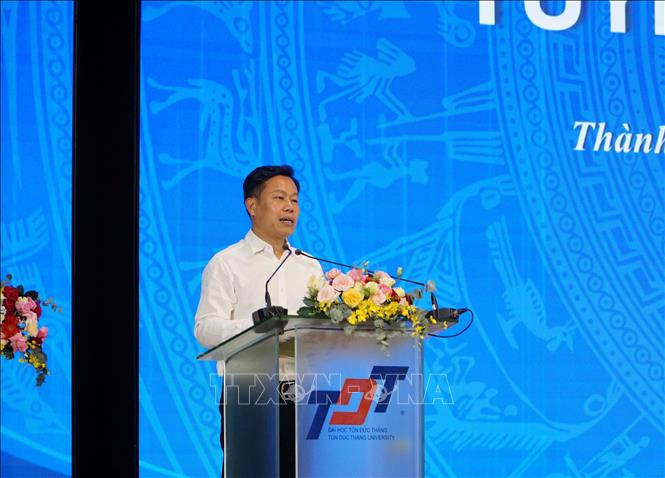 Thứ trưởng Bộ Giáo dục và Đào tạo Lê Quân phát biểu tại Hội nghị. Ảnh: Thu Hoài - TTXVN