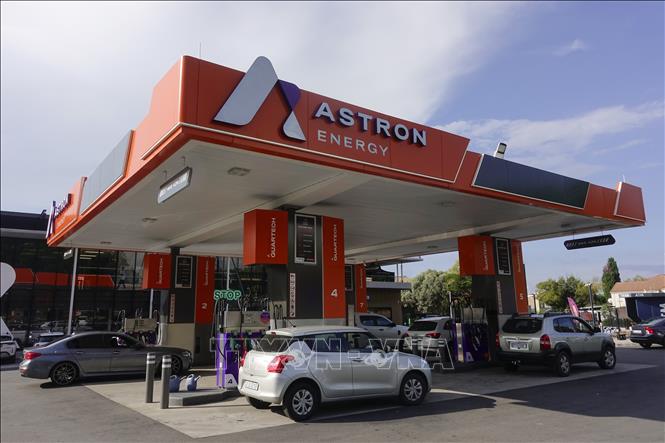 Một trạm xăng tại Johannesburg, Nam Phi. Ảnh: THX/TTXVN