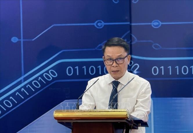 Nhà báo Nguyễn Đức Lợi, Phó Chủ tịch thường trực Hội Nhà báo Việt Nam phát biểu tại toạ đàm. Ảnh: Hữu Duyên - TTXVN