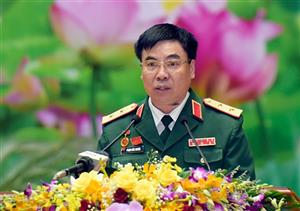 Kéo dài thời gian giữ chức vụ đối với 2 cán bộ thuộc Bộ Quốc phòng