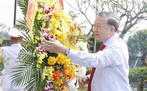 Tổng Bí thư, Chủ tịch nước Tô Lâm dâng hương tưởng niệm Tổng Bí thư Hà Huy Tập tại Hà Tĩnh