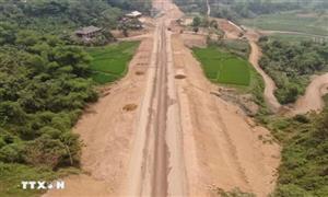 Gấp rút thi công tuyến nối Quốc lộ 32 với cao tốc Nội Bài-Lào Cai