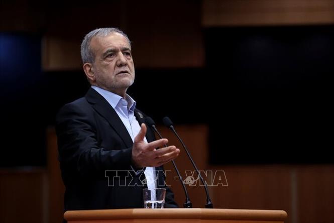 Tổng thống Iran Masoud Pezeshkian. Ảnh: IRNA/TTXVN