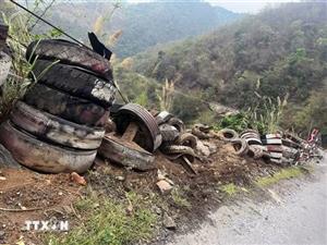 Sơn La: Xe tải mất lái lao xuống vực, lái xe tử vong tại chỗ