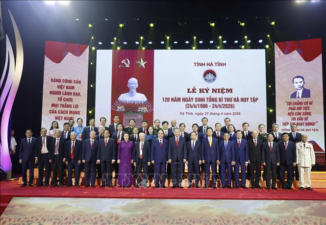 Tổng Bí thư, Chủ tịch nước Tô Lâm và các đại biểu. Ảnh: Thống Nhất -TTXVN