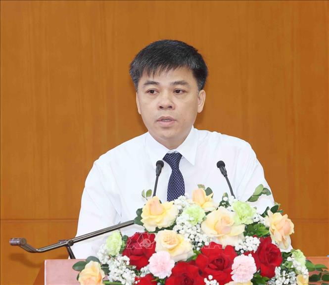 Đồng chí Phạm Thái Hà, Uỷ viên Uỷ ban Kiểm tra Trung ương giới thiệu Chuyên đề tại hội nghị. Ảnh: Phương Hoa - TTXVN