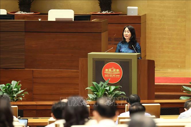 Bộ trưởng Bộ Văn hóa, Thể thao và Du lịch Lâm Thị Phương Thanh phát biểu giải trình, làm rõ một số vấn đề đại biểu Quốc hội nêu. Ảnh: An Đăng - TTXVN