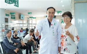 Bệnh viện Mắt Sài Gòn Cần Thơ chạm mốc 1.000 lượt phẫu thuật Phaco không dao thành công