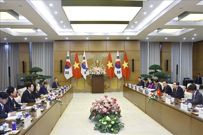  Chủ tịch Quốc hội Trần Thanh Mẫn hội kiến Tổng thống Hàn Quốc Lee Jae Myung. Ảnh: Doãn Tấn - TTXVN