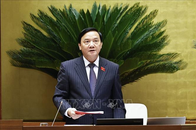 Phó Chủ tịch Quốc hội Nguyễn Khắc Định điều hành phiên họp. Ảnh: Doãn Tấn - TTXVN