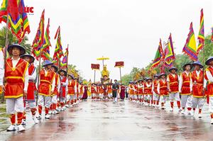 Lễ rước kiệu dâng lễ vật Giỗ Tổ tại Đền Hùng
