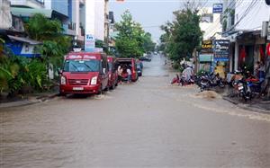 Dự báo thời tiết ngày 24/4: Trung Bộ mưa to diện rộng