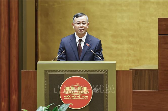 Bộ trưởng Tài chính Ngô Văn Tuấn, thừa ủy quyền của Thủ tướng Chính phủ trình bày Báo cáo giải trình, tiếp thu, chỉnh lý dự thảo Nghị quyết về phê chuẩn quyết toán ngân sách nhà nước năm 2024  phát biểu. Ảnh: Doãn Tấn - TTXVN