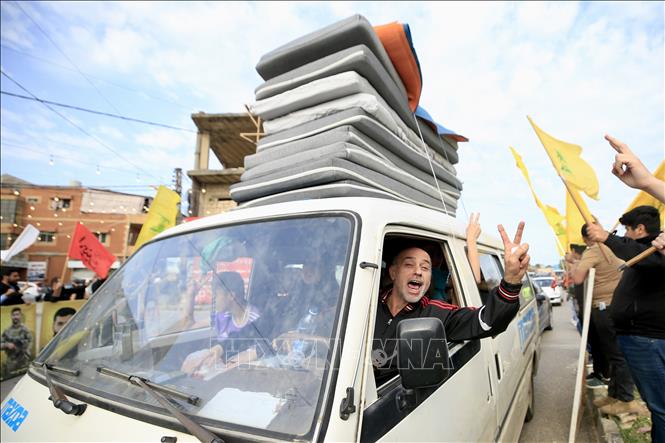 Tổng thống Mỹ Donald Trump thông báo Israel và Liban đã nhất trí gia hạn lệnh ngừng bắn thêm ba tuần sau cuộc đàm phán ngày 23/4/2026 tại Nhà Trắng. Ông Trump đánh giá cuộc gặp giữa các đại sứ của Israel và Liban tại Mỹ diễn ra 