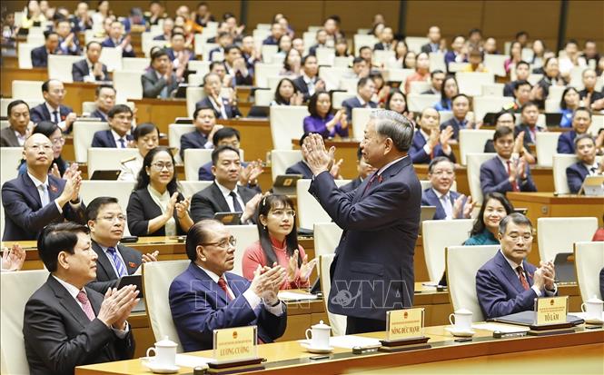 Tổng Bí thư, Chủ tịch nước Tô Lâm cùng các đồng chí lãnh đạo, nguyên lãnh đạo Đảng, Nhà nước dự phiên Bế mạc Kỳ họp thứ Nhất, Quốc hội khoá XVI. Ảnh: Doãn Tấn - TTXVN