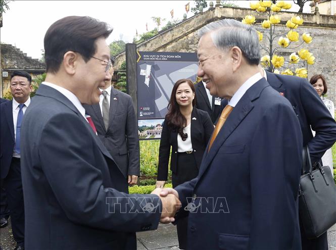 Tổng Bí thư, Chủ tịch nước Tô Lâm đón Tổng thống Hàn Quốc Lee Jae Myung. Ảnh: Thống Nhất – TTXVN