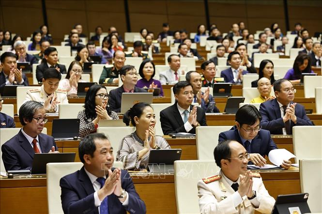 Đại biểu Quốc hội dự bế mạc kỳ họp. Ảnh: Doãn Tấn - TTXVN