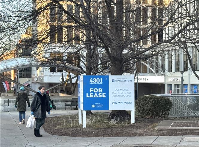 Một khu nhà treo biển cho thuê trên Đại lộ Connecticut ở thủ đô Washington D.C (Mỹ). Ảnh: Đoàn Hùng - PV TTXVN tại Mỹ
