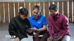 Khoảng trống của chuyển đổi số đang được thanh niên lấp dần