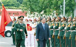 Tổng Bí thư, Chủ tịch nước Tô Lâm: Quân khu 5 phải phát huy vai trò nòng cốt trong xây dựng nền quốc phòng toàn dân