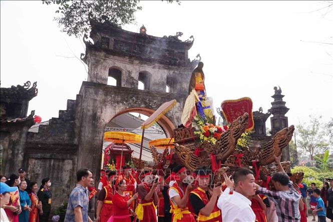Nghi thức rước kiệu trong Lễ hội truyền thống Chùa Ông năm 2026. Ảnh: Nguyễn Công Hải - TTXVN
