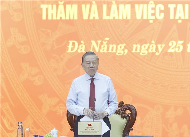 Tổng Bí thư, Chủ tịch nước Tô Lâm phát biểu tại buổi làm việc với Ban Thường vụ Thành ủy Đà Nẵng. Ảnh: Thống Nhất - TTXVN