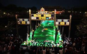 Du khách ấn tượng với đêm “Hoàng cung huyền ảo” trong Đại Nội Huế