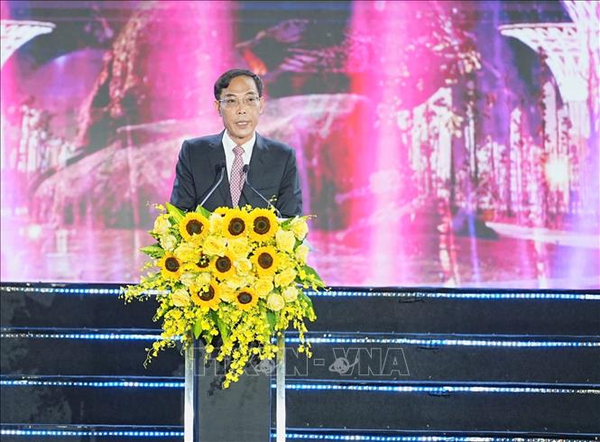 Phó Chủ tịch UBND tỉnh Thanh Hóa Đầu Thanh Tùng phát biểu tại buổi lễ. Ảnh: Hoa Mai - TTXVN