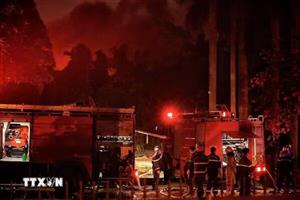 Vụ cháy tại xã Đông Anh: Chủ động sơ tán nếu khói lan rộng vào khu dân cư