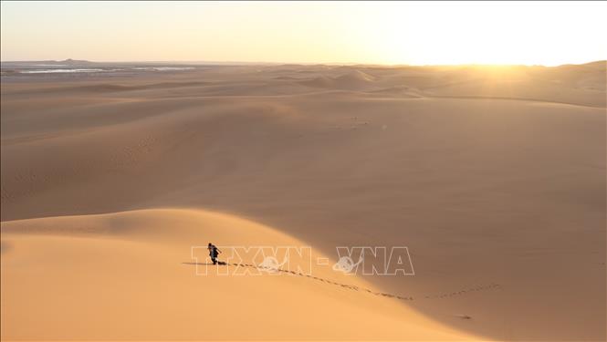 Vẻ đẹp của các cồn cát trên sa mạc Sahara. Ảnh: Mạnh Hùng – PV TTXVN tại Algeria