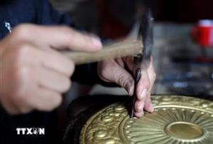 Làng nghề chạm bạc Đồng Xâm: Hơn 600 năm lấp lánh di sản mỹ nghệ thủ công