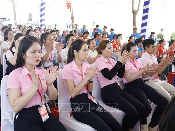 Công nhân, người lao động tại Thành phố Hồ Chí Minh tại buổi gặp mặt. Ảnh: Thống Nhất – TTXVN