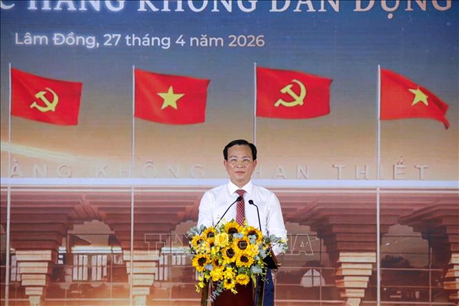 Ông Hồ Văn Mười, Chủ tịch UBND tỉnh Lâm Đồng phát biểu tại buổi lễ. Ảnh: Nguyễn Thanh - TTXVN 