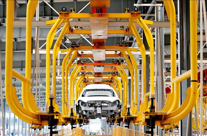 Một nhà máy sản xuất ô tô ở tỉnh Hà Bắc, Trung Quốc. Ảnh: THX/TTXVN