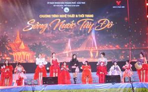 Ấn tượng Chương trình nghệ thuật và thời trang “Sông nước Tây Đô”