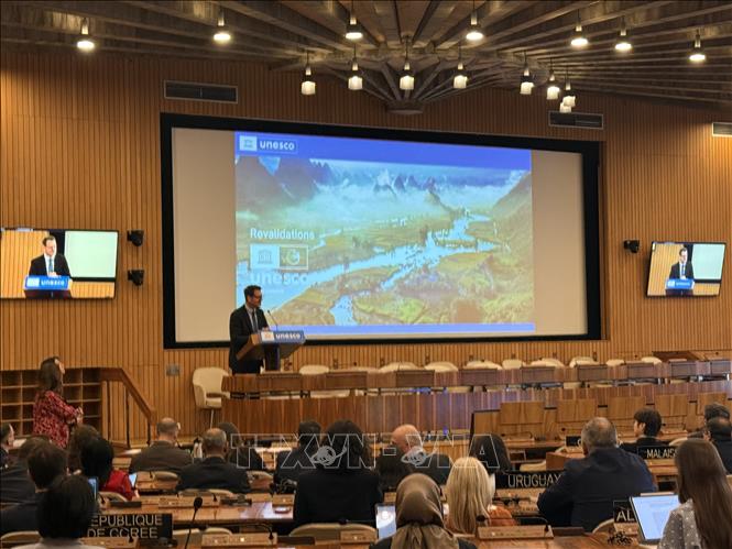 Quang cảnh Lễ trao Bằng công nhận cho cho các Công viên địa chất toàn cầu. Ảnh: TTXVN phát