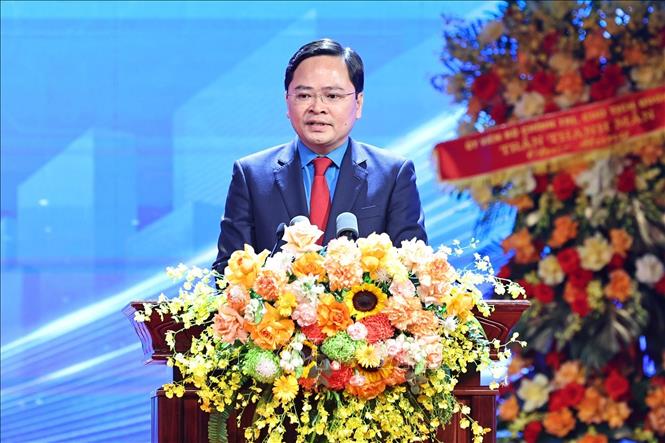 Ông Nguyễn Anh Tuấn, Ủy viên Trung ương Đảng, Chủ tịch Tổng Liên đoàn Lao động Việt Nam phát biểu. Ảnh: Minh Đức – TTXVN