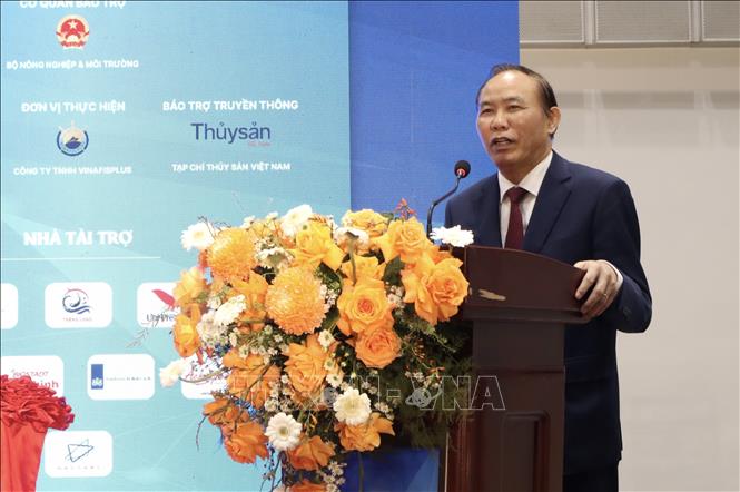 Ông Phùng Đức Tiến, Thứ trưởng Bộ Nông nghiệp và Môi trường, phát biểu khai mạc VINAFIS EXPO 2026. Ảnh: Xuân Anh - TTXVN 
